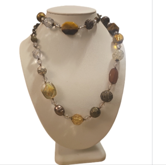 Vintage Premiere Design Beaded Necklace. - Picture 10 of 10